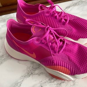 Pink Nike Superrep size 9.5 shoes